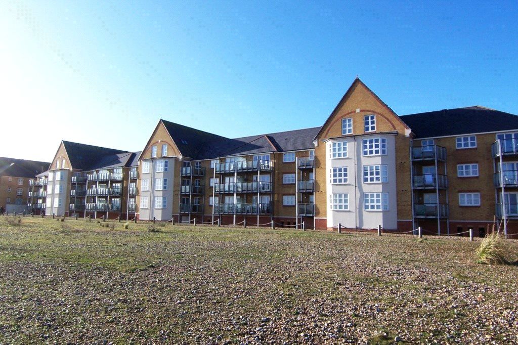 3 bed flat to rent in Caroline Way, Eastbourne BN23 Zoopla