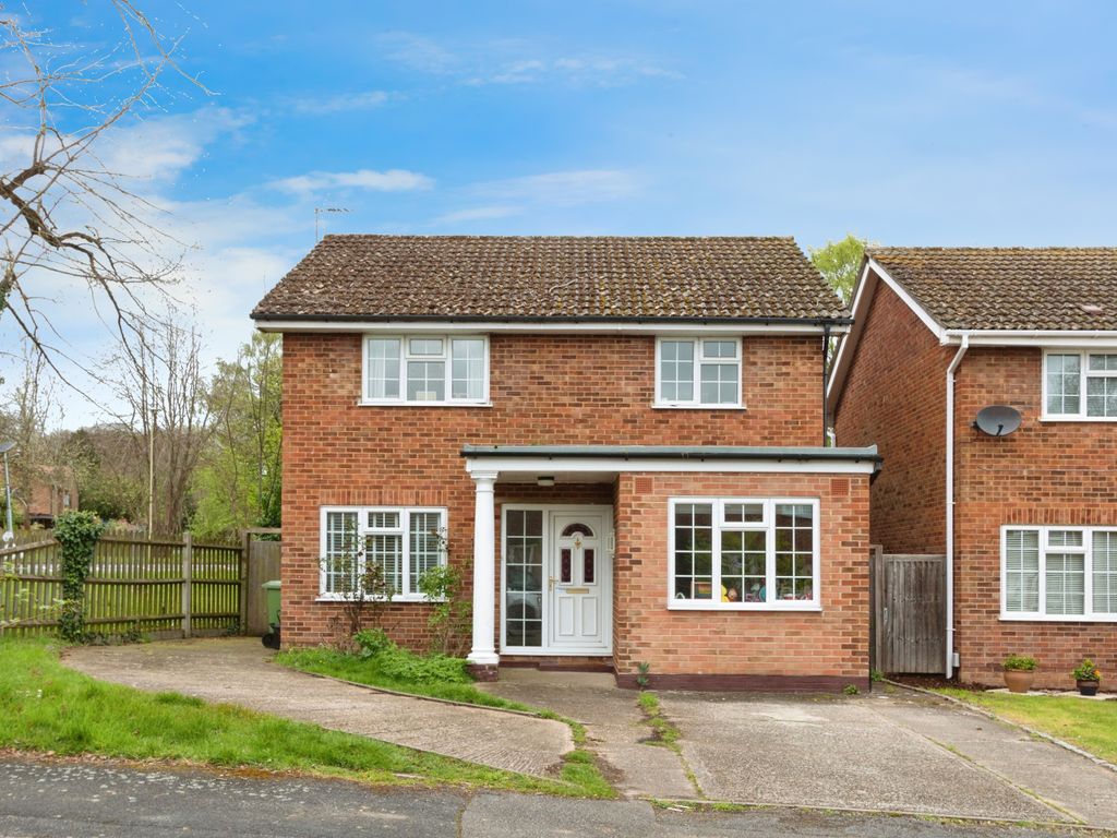4 bed detached house for sale in Ashbury Drive, Camberley, Surrey GU17