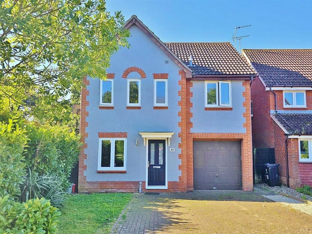 4 bed detached house for sale in Peake Avenue, Kirby Cross, FrintonOn