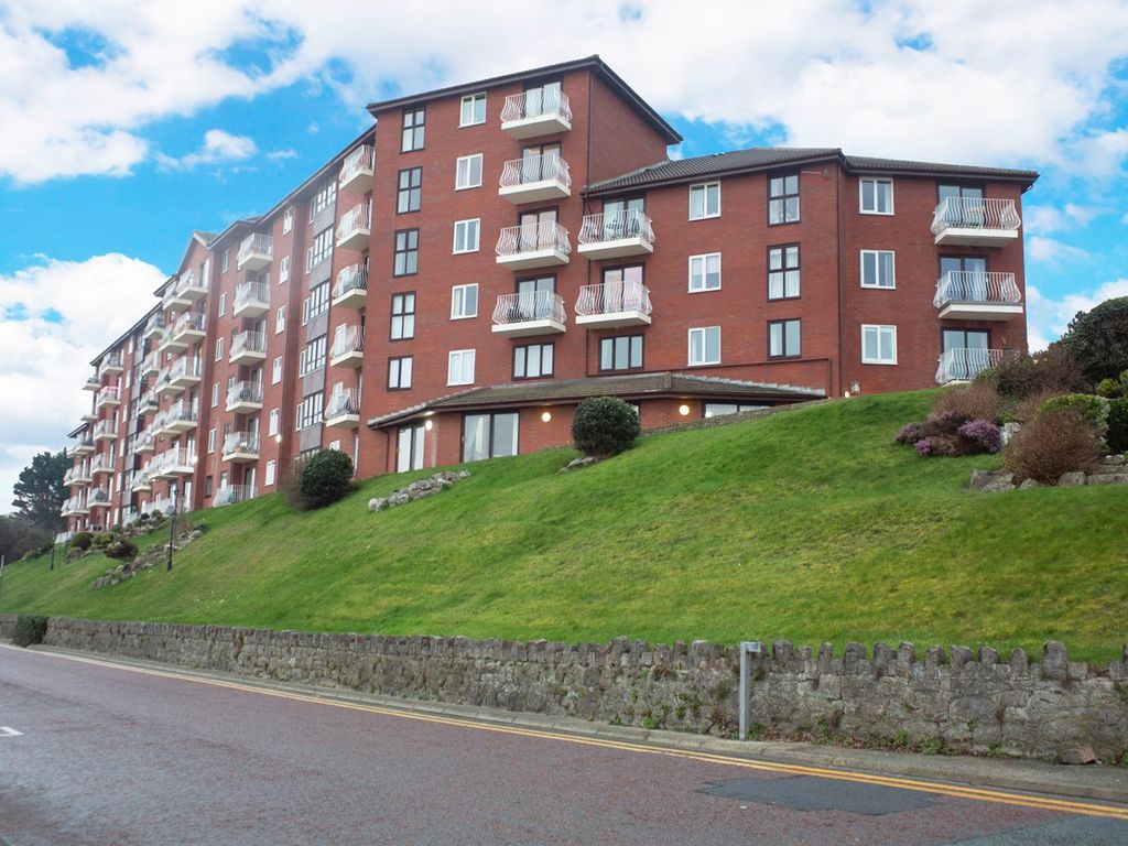 2 bed property for sale in Marine Road, Colwyn Bay LL29 Zoopla