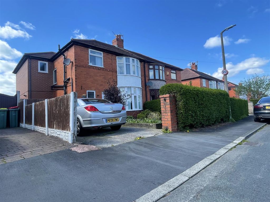 3 bed semidetached house for sale in Elm Avenue, AshtonOnRibble, Preston PR2 Zoopla