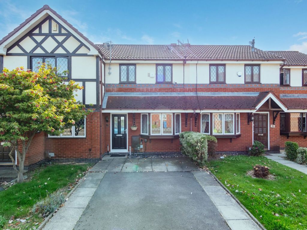 2 bed terraced house for sale in Waterslea, Manchester M30, £240,000