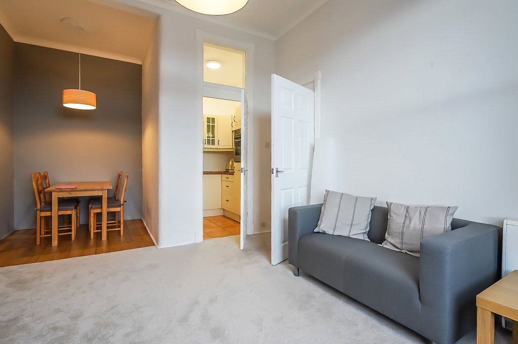 1 bed flat to rent in Dean Park Street, Stockbridge, Edinburgh EH4, £