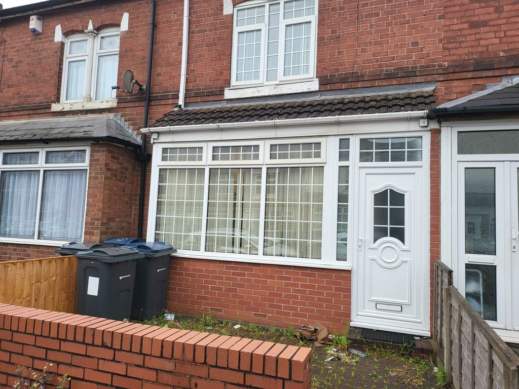 4 bed terraced house to rent in Sladefield Road, Birmingham B8, £1,200