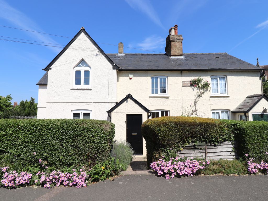 2 bed terraced house for sale in Baldock Road, Letchworth Garden City