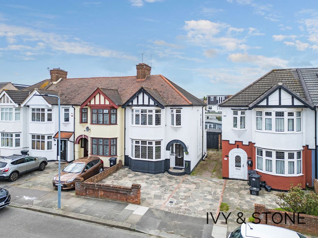 3 bed end terrace house for sale in Somerville Road, Romford, Essex RM6