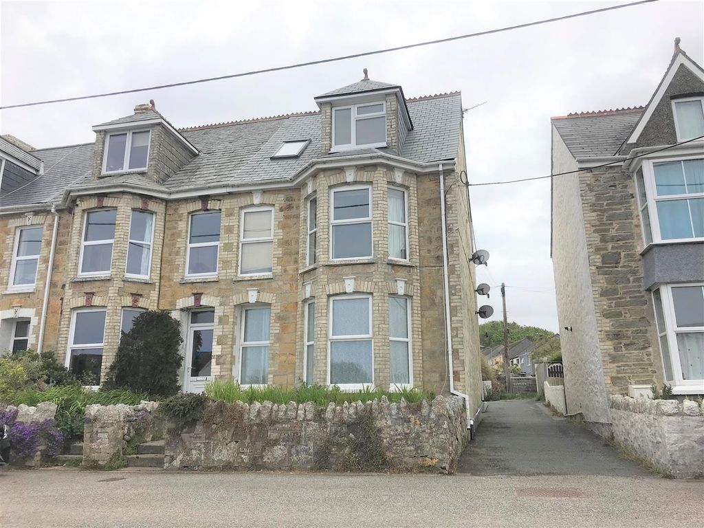 1 bed flat to rent in Church Street, St Columb Minor, Newquay TR7 Zoopla