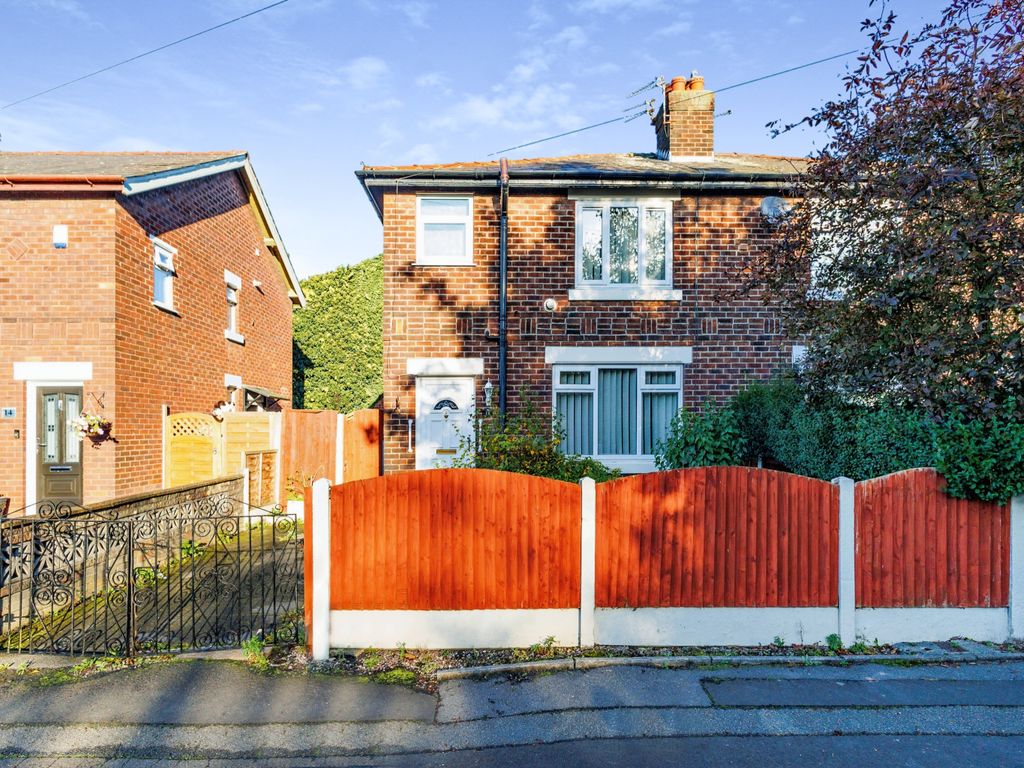 3 bed semidetached house for sale in Birch Grove, Denton, Manchester