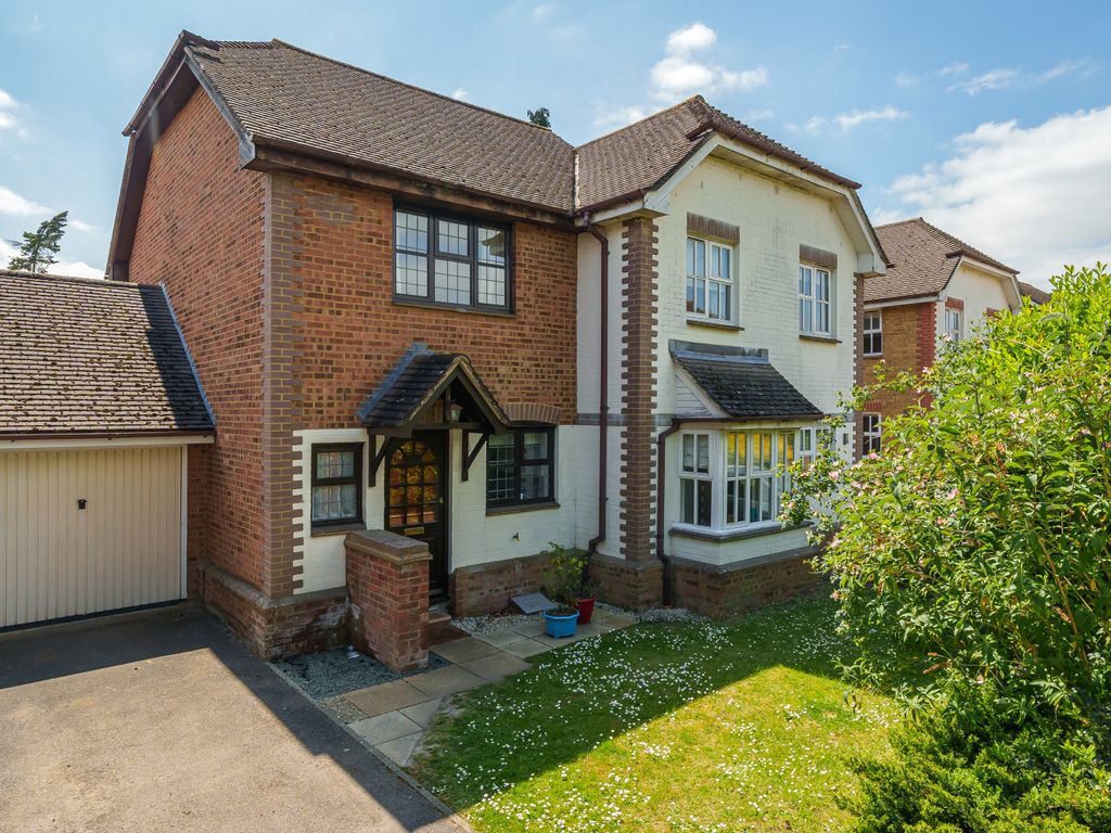 2 bed semidetached house for sale in Warwick Deeping, Ottershaw KT16 Zoopla