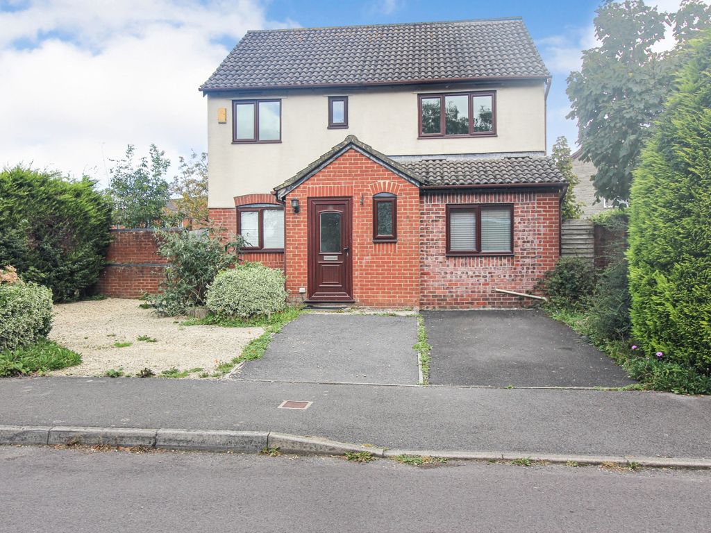 4 bed detached house to rent in Fair Lane, Shaftesbury, Dorset SP7, £