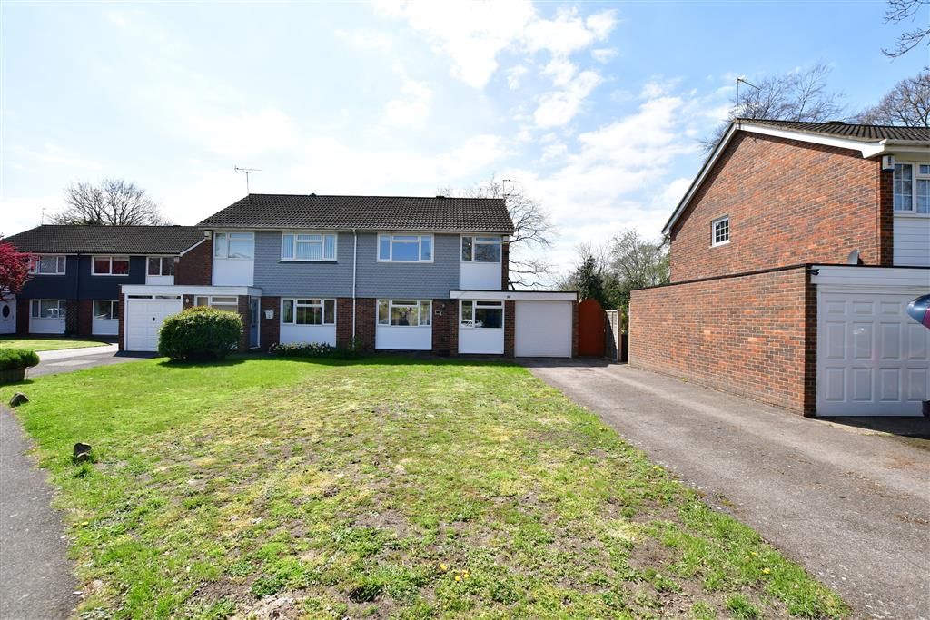 3 bed semidetached house for sale in Bonney Way, Swanley, Kent BR8