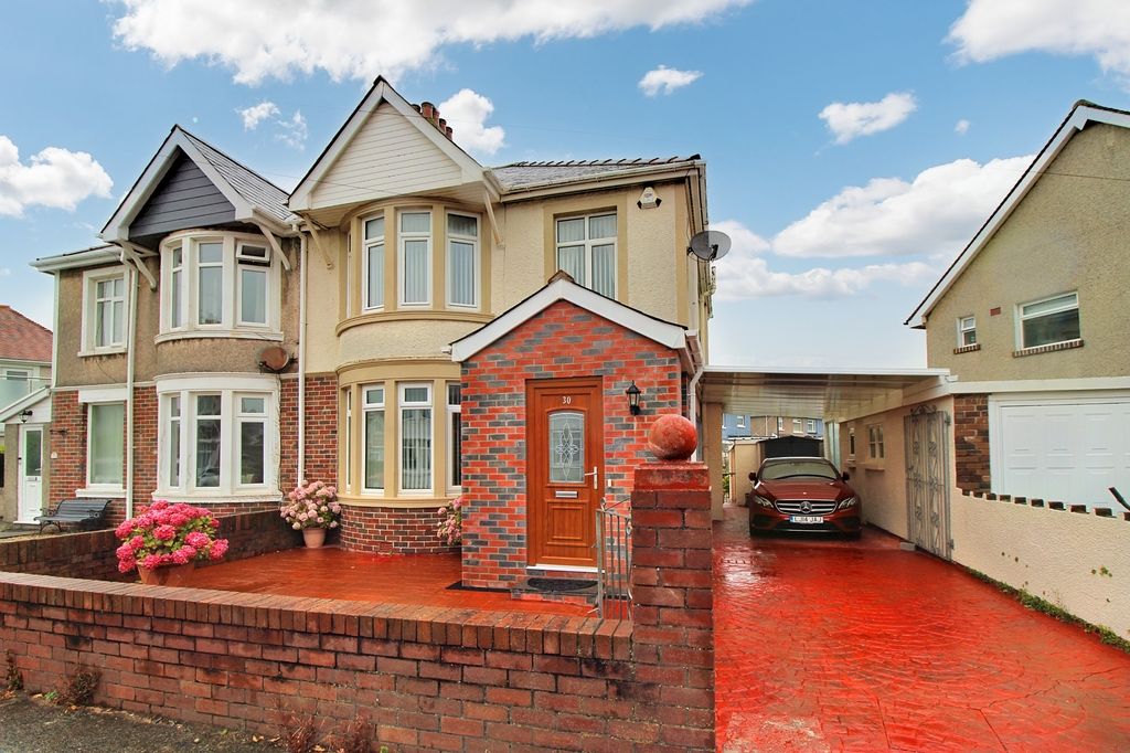 3 bed semidetached house for sale in Nicholls Avenue, Porthcawl CF36