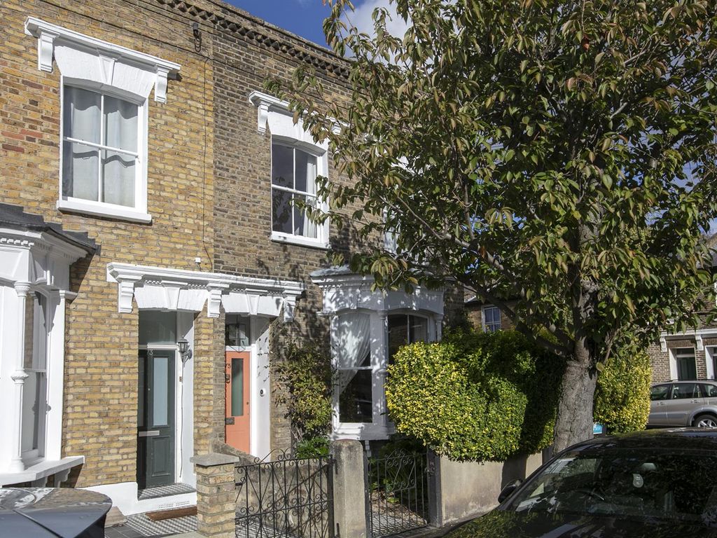 3 bed end terrace house for sale in Billington Road, New Cross SE14, £