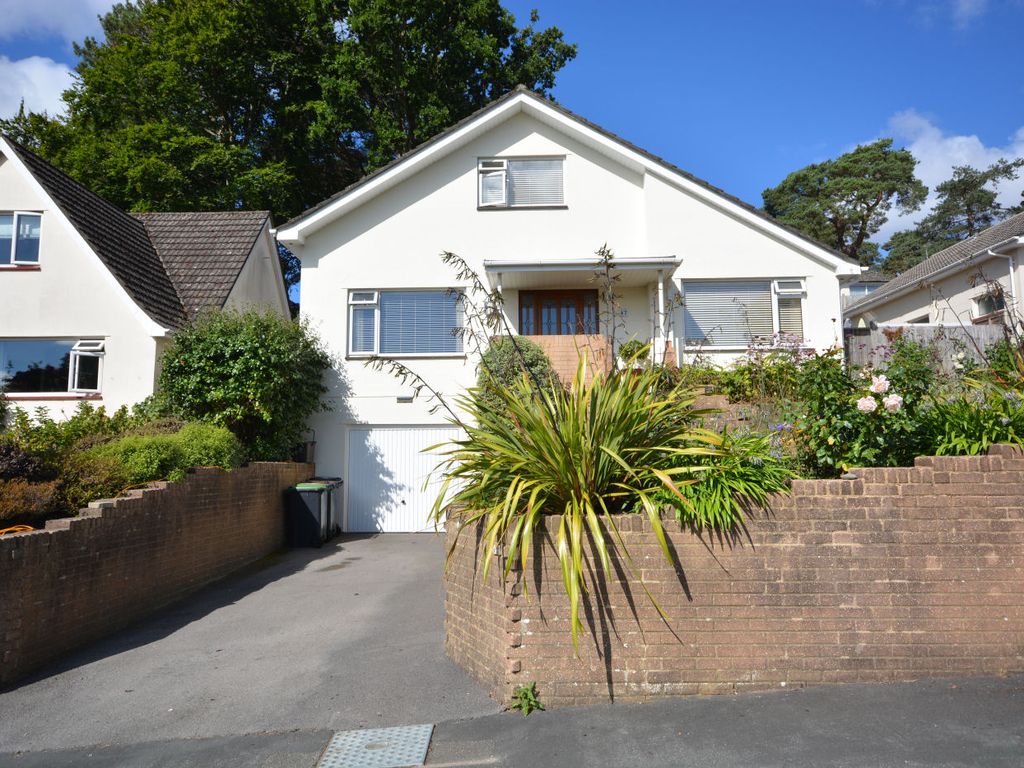 5 bed detached house for sale in Gladelands Way, Broadstone BH18 Zoopla