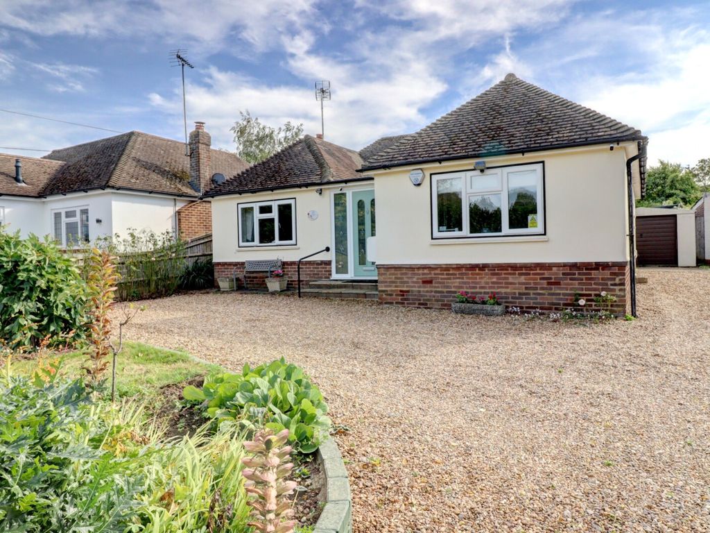 2 bed bungalow for sale in Windmill Lane, Widmer End, High HP15