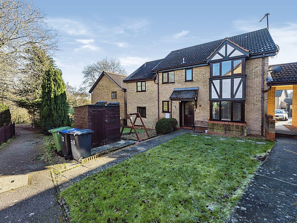 2 bed property for sale in The Pastures, Hemel Hempstead HP1 Zoopla