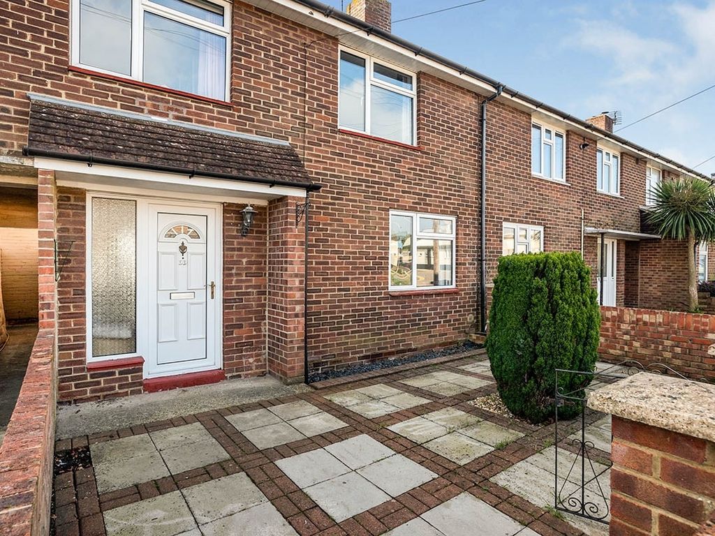 3 bed terraced house to rent in Fraser Road, Havant, Hampshire PO9 Zoopla