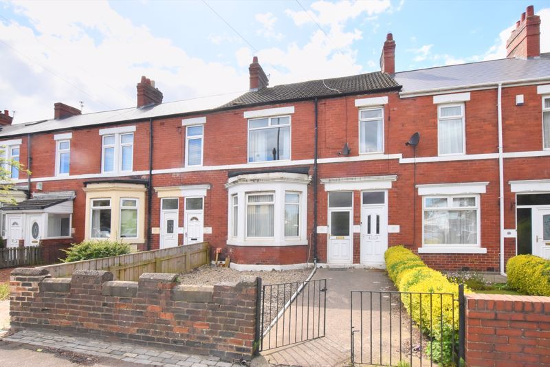 2 bed flat for sale in East View, Wideopen, Newcastle Upon Tyne NE13