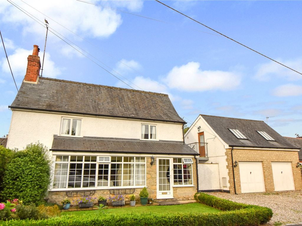 4 bed detached house for sale in High Street, Wanborough, Swindon