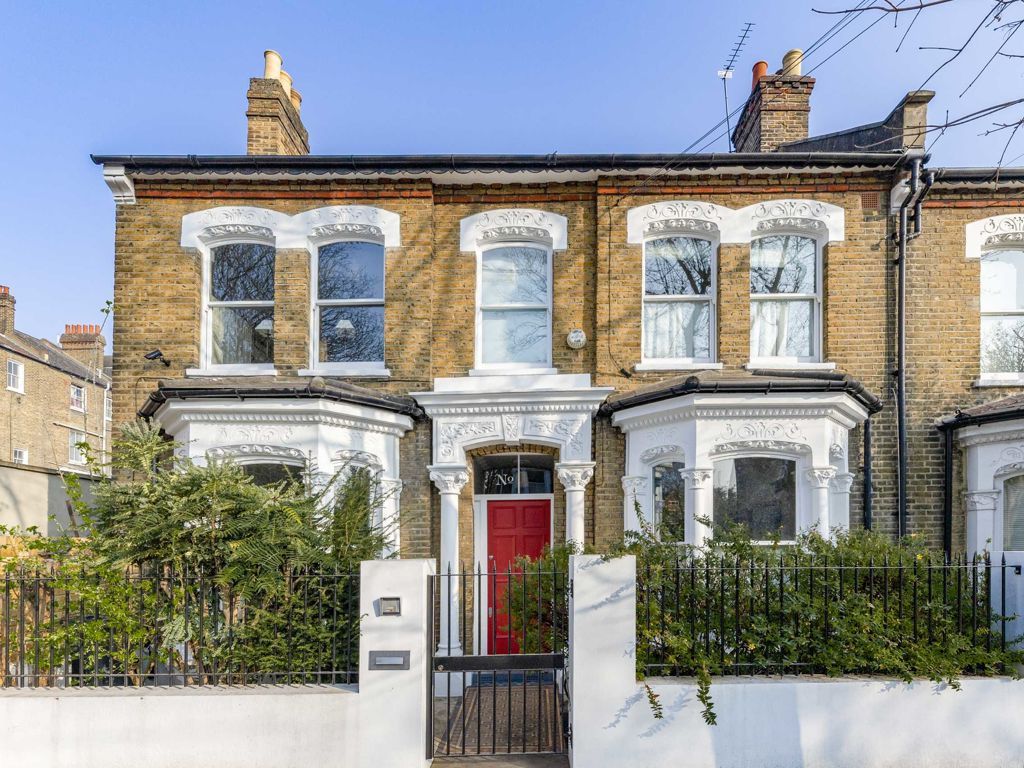 4 bed property for sale in Mervan Road, London SW2 Zoopla
