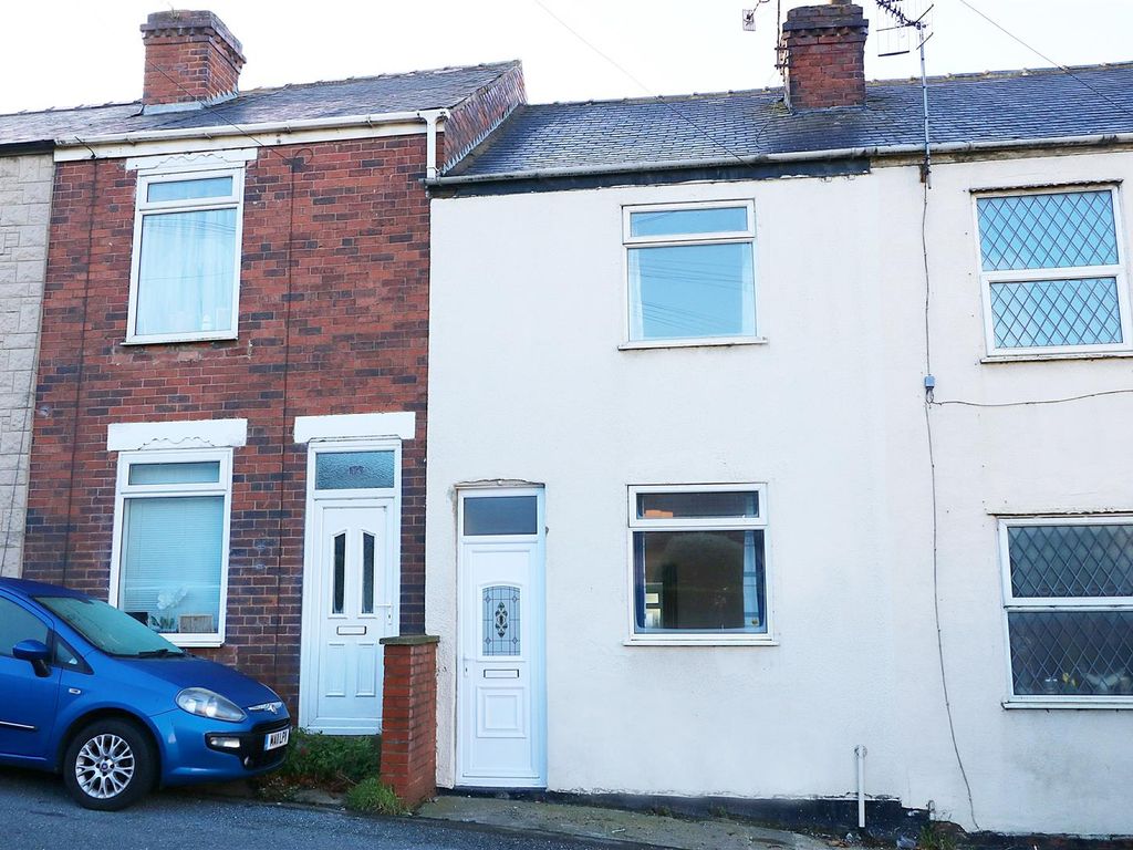 2 bed terraced house to rent in Station Road, Brimington, Chesterfield