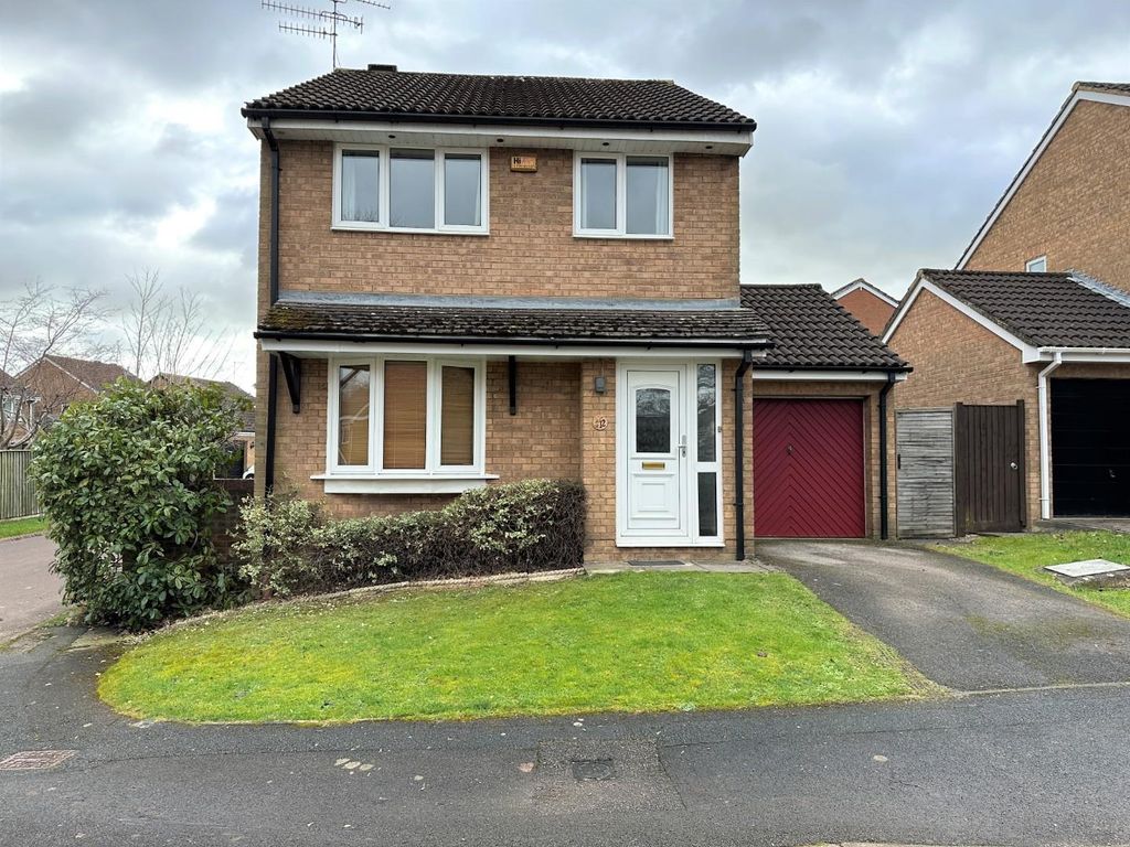 3 bed detached house to rent in Mardale Close, Nine Elms, Swindon SN5