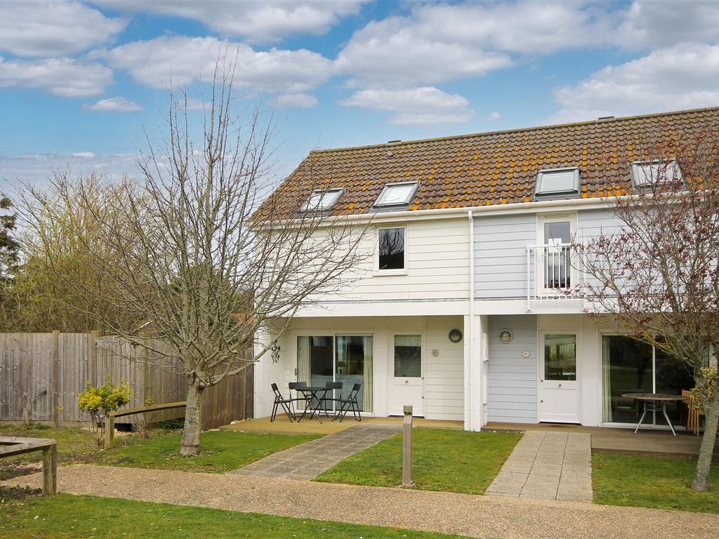 2 bed property for sale in West Bay Club, Norton, Yarmouth PO41, £