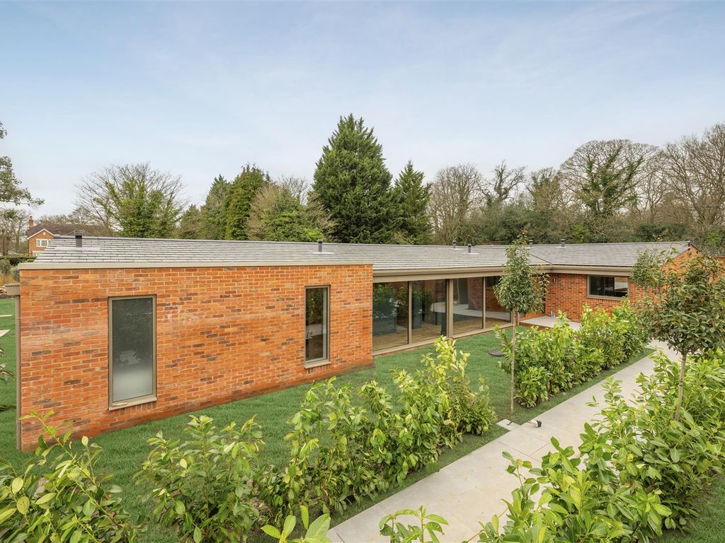 New home, 3 bed detached bungalow for sale in Silwood, Cheapside Road