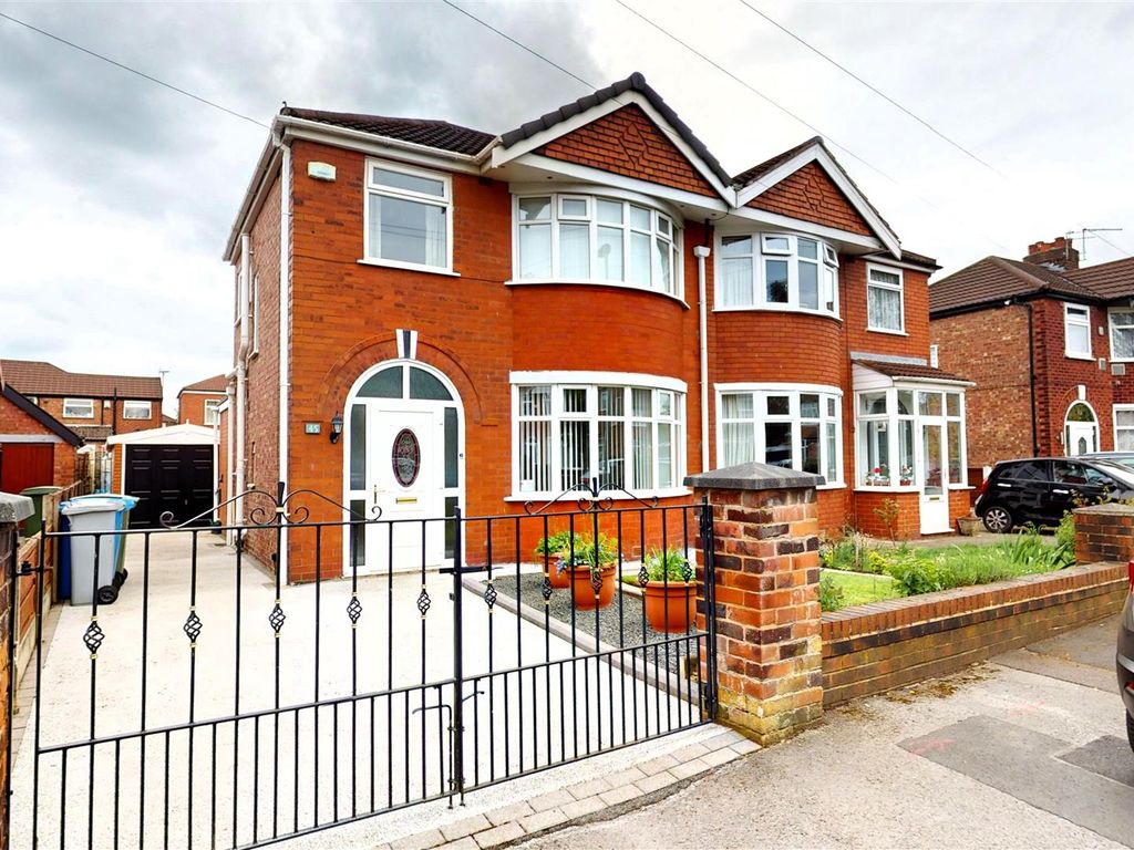 3 bed semidetached house for sale in Lincoln Avenue, Stretford