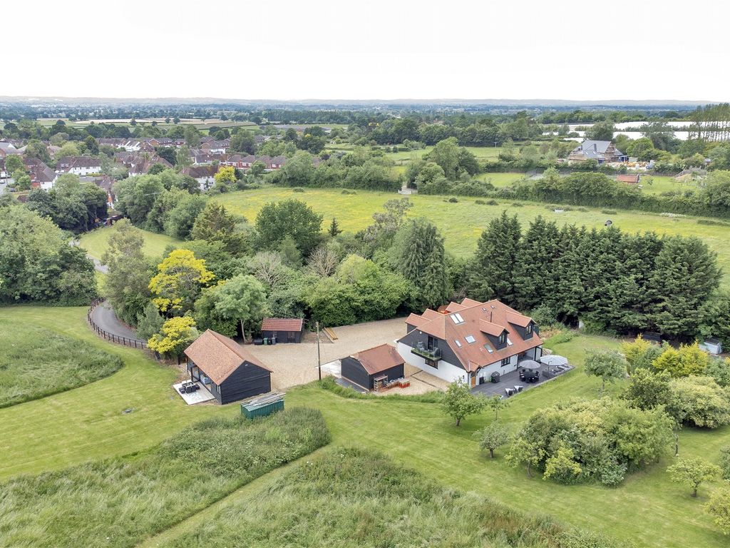 4 bed detached house for sale in South Lane, Sutton Valence, Maidstone