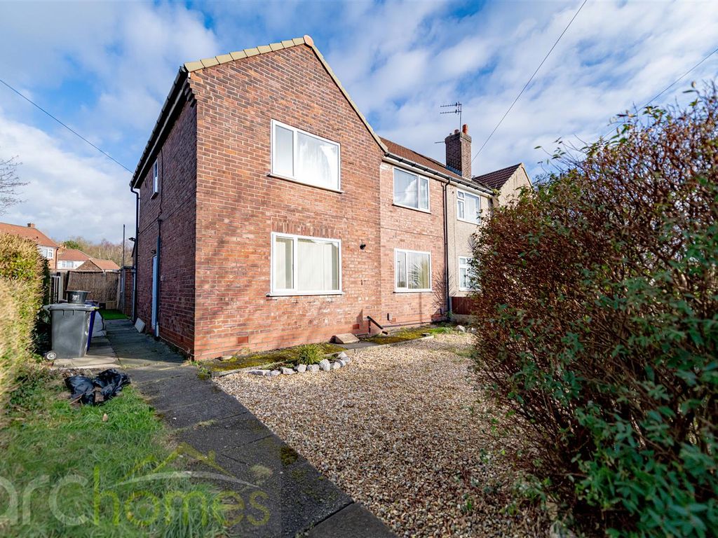 2 bed flat for sale in Tarleton Avenue, Atherton, Manchester M46, £