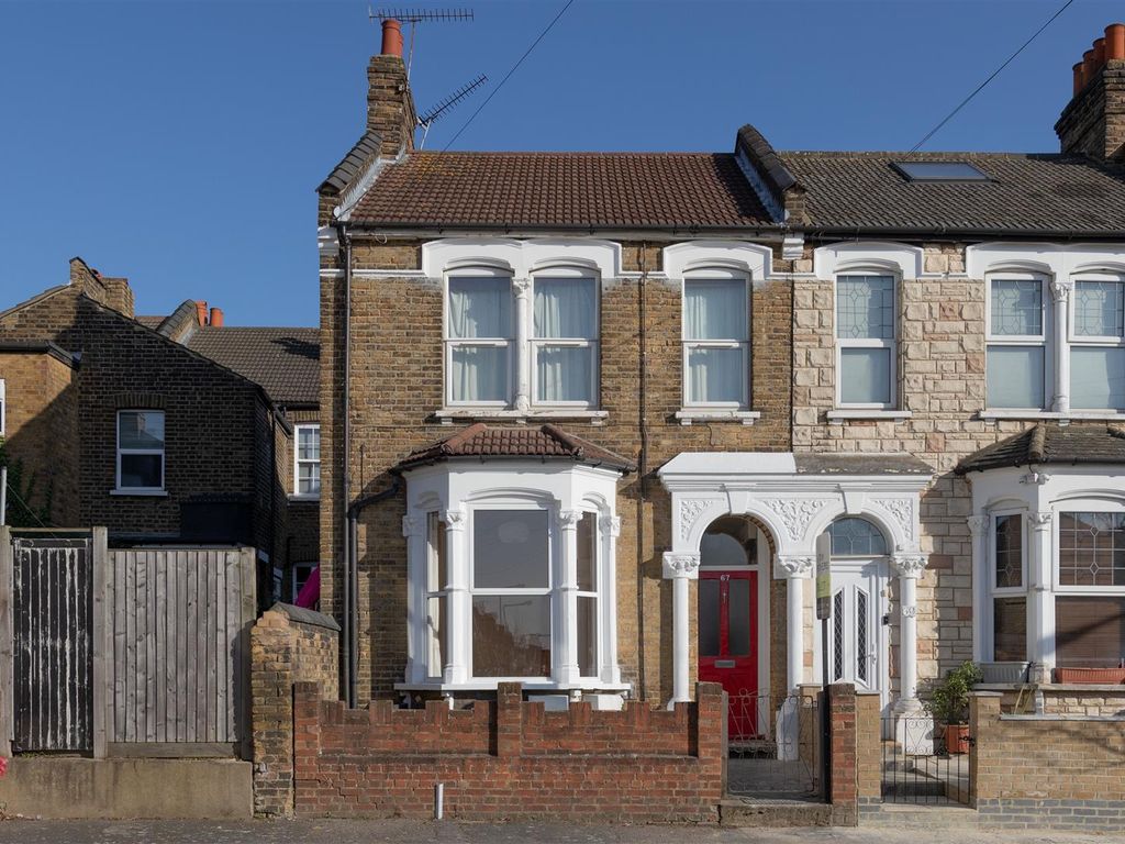 2 bed flat to rent in Cairo Road, London E17 Zoopla