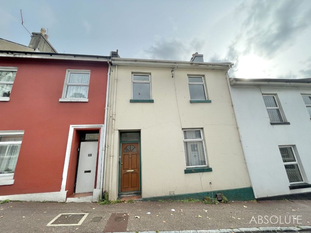 3 bed terraced house for sale in South Street, Torquay TQ2, £170,000