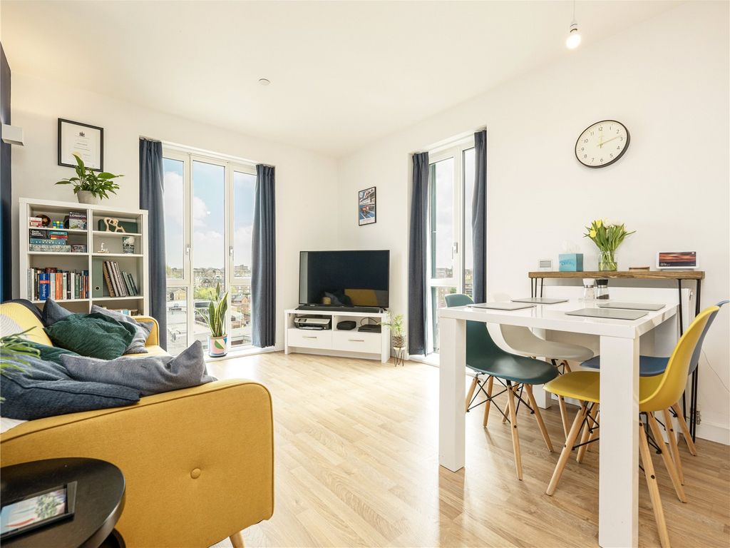 1 bed flat for sale in Mapleton Crescent, London SW18 Zoopla