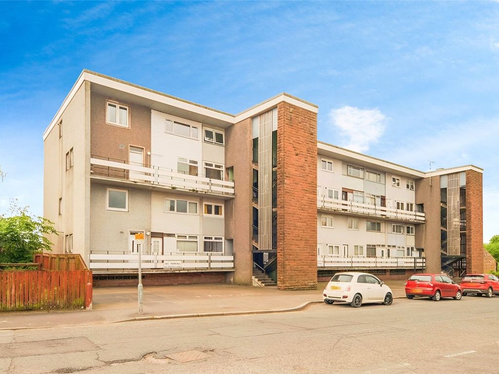 2 bed to rent in St. Michael Street, Dumfries, Dumfries And