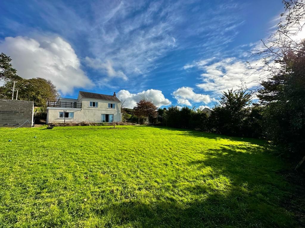 4 bed detached house for sale in Highland Terrace, Pontardulais, Swansea SA4, £260,000 Zoopla