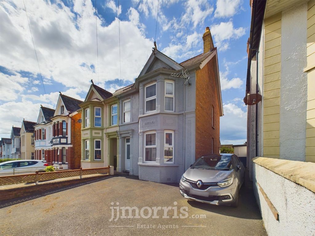 3 bed semidetached house for sale in Aberystwyth Road, Cardigan SA43, £265,000 Zoopla