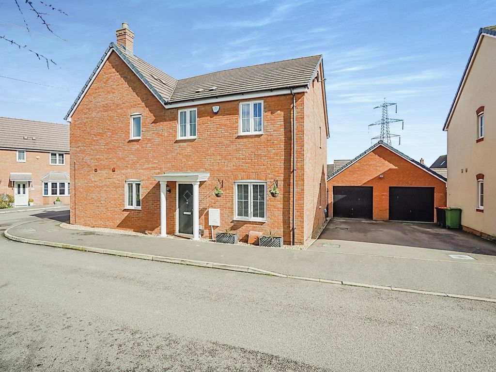 3 bed semidetached house for sale in Aurora Rise, Leighton Buzzard LU7