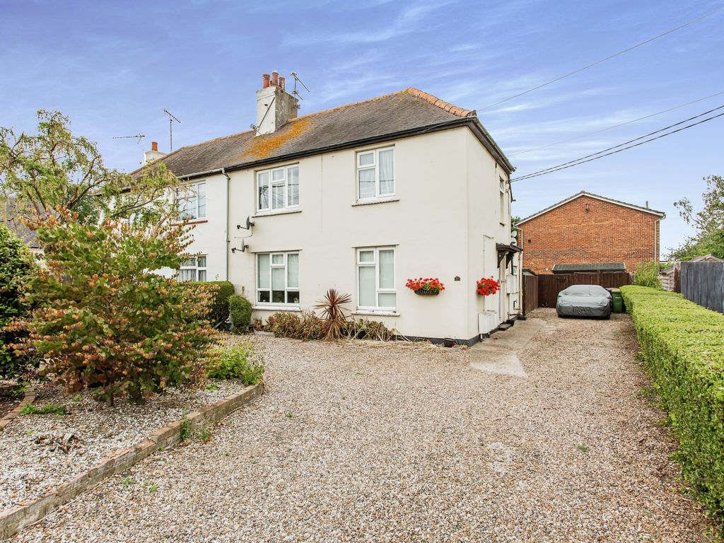 1 bed flat for sale in Stambridge Road, Rochford, Essex SS4, £200,000