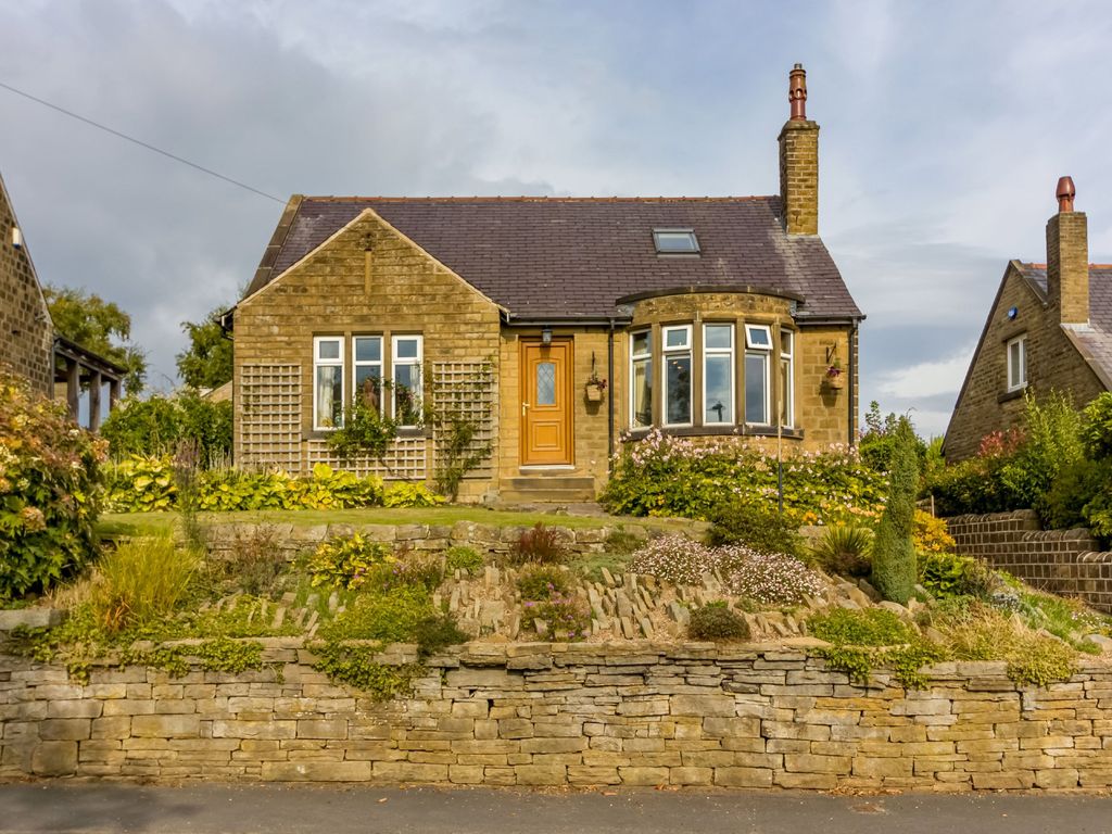 2 bed detached bungalow for sale in Church Lane, South Crosland