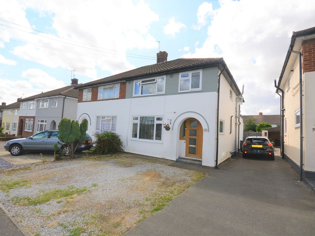 3 bed semidetached house for sale in Orchard Drive, Braintree CM7 Zoopla