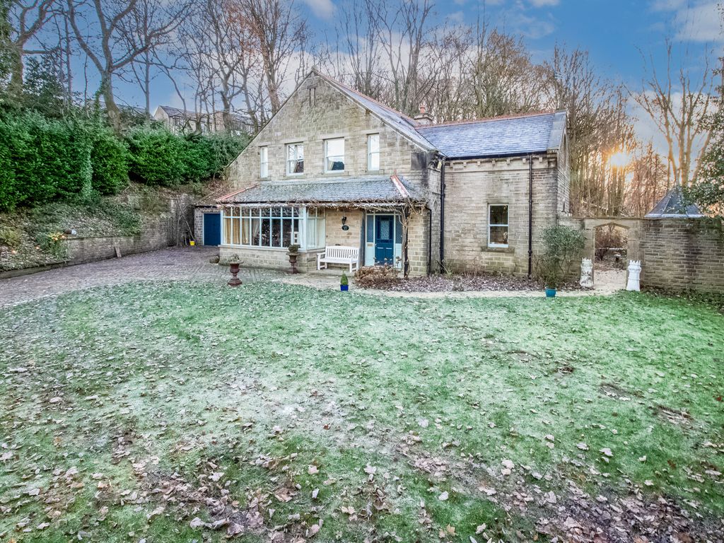 5 bed detached house for sale in Miry Lane, Thongsbridge, Holmfirth HD9