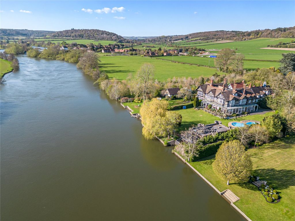 8 bed detached house for sale in Hambleden, HenleyOnThames