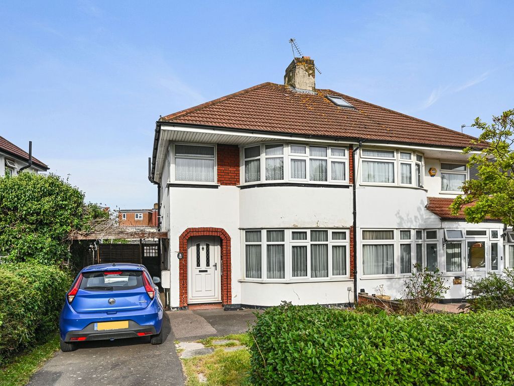 3 bed semidetached house for sale in Kenton Lane, Harrow HA3, £550,000