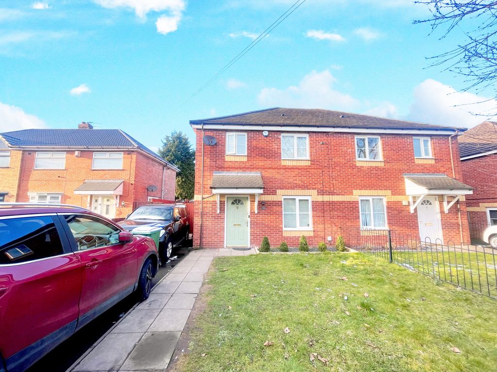 3 bed semidetached house for sale in Winchester Road, West Bromwich