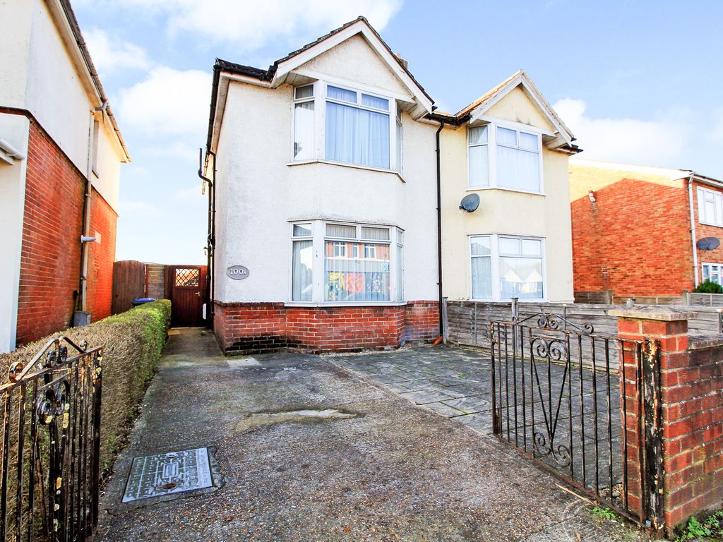 2 bed semidetached house for sale in South East Road, Southampton SO19