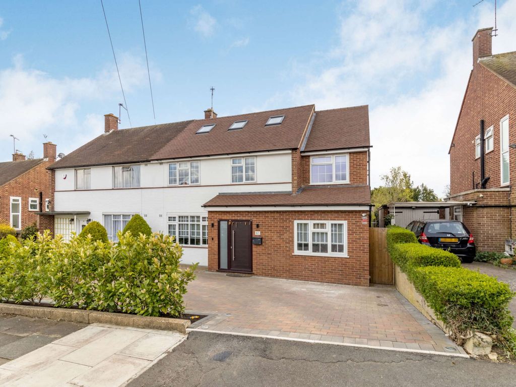 5 bed semidetached house for sale in Evelyn Drive, Pinner HA5 Zoopla