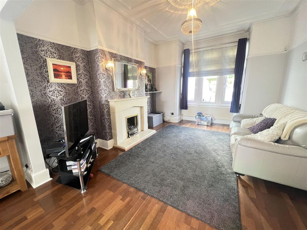 4 bed semidetached house to rent in Robin Hood Lane, Sutton SM1 Zoopla