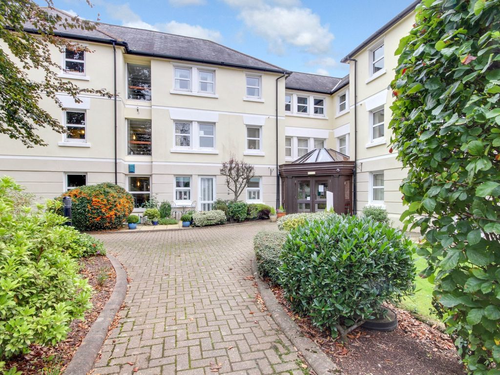 2 bed flat for sale in Barum Court Litchdon Street, Barnstaple, Devon