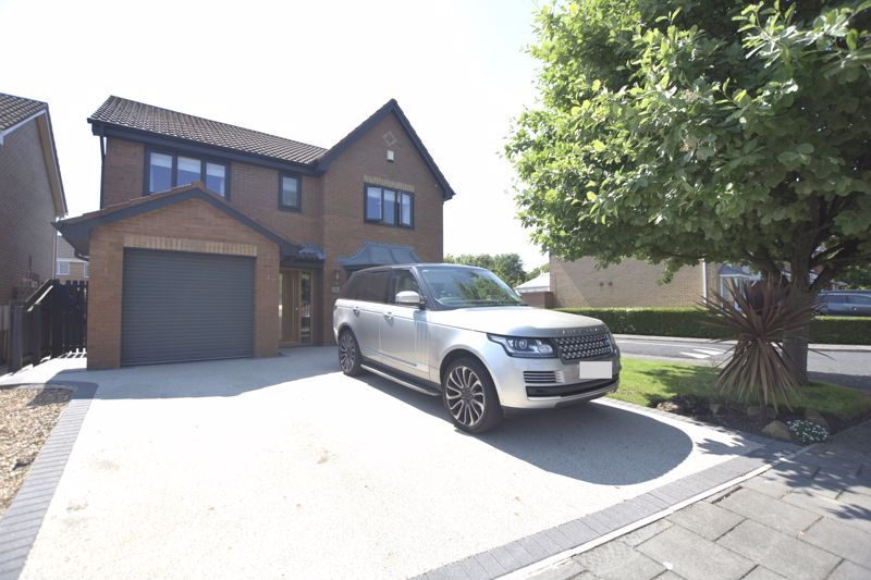 3 bed detached house for sale in Cherrywood, Newcastle Upon Tyne NE6